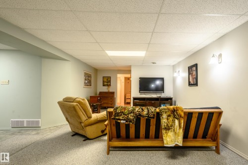 22 Forest Drive, St. Albert, AB - Indoor