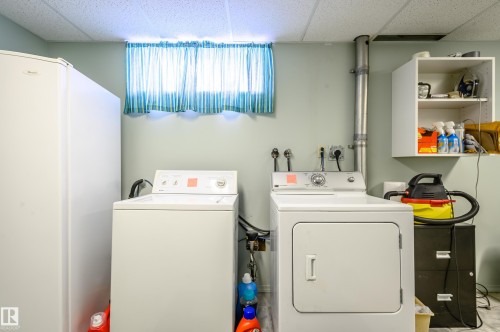 22 Forest Drive, St. Albert, AB - Indoor Photo Showing Laundry Room