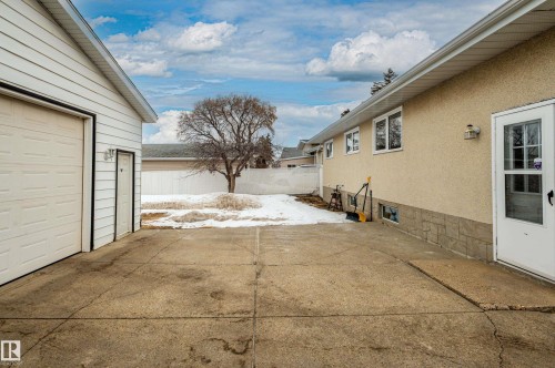 22 Forest Drive, St. Albert, AB - Outdoor With Exterior