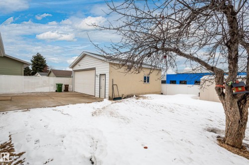 22 Forest Drive, St. Albert, AB - Outdoor
