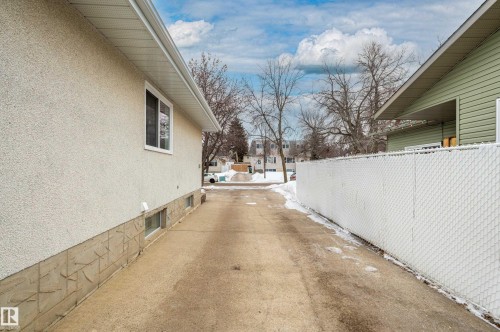 22 Forest Drive, St. Albert, AB - Outdoor