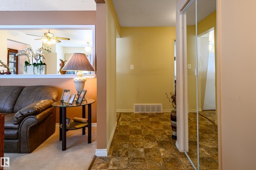 22 Forest Drive, St. Albert, AB - Indoor Photo Showing Other Room