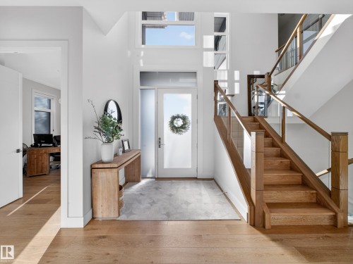 1121 Wahl Place, Edmonton, AB - Indoor Photo Showing Other Room