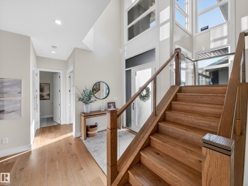 1121 Wahl Place, Edmonton, AB - Indoor Photo Showing Other Room