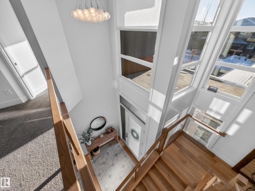 1121 Wahl Place, Edmonton, AB - Indoor Photo Showing Other Room