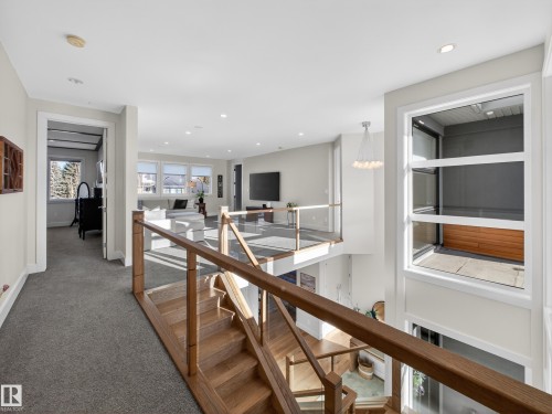 1121 Wahl Place, Edmonton, AB - Indoor Photo Showing Other Room