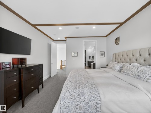1121 Wahl Place, Edmonton, AB - Indoor Photo Showing Bedroom