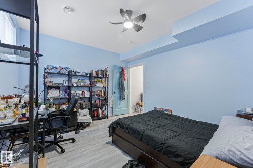 6512 175 Avenue, Edmonton, AB - Indoor Photo Showing Bedroom