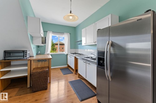 53341 Hwy 21, Rural Strathcona County, AB - Indoor Photo Showing Kitchen With Double Sink