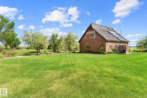 53341 Hwy 21, Rural Strathcona County, AB - Outdoor