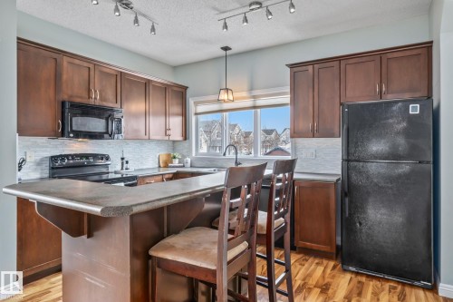 1509 78 St, Edmonton, AB - Indoor Photo Showing Kitchen