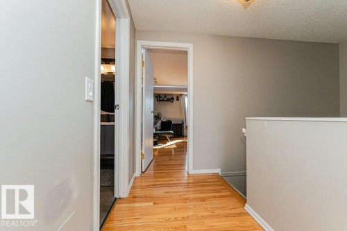 14678 54 Street, Edmonton, AB - Indoor Photo Showing Other Room