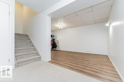 14678 54 Street, Edmonton, AB - Indoor Photo Showing Other Room