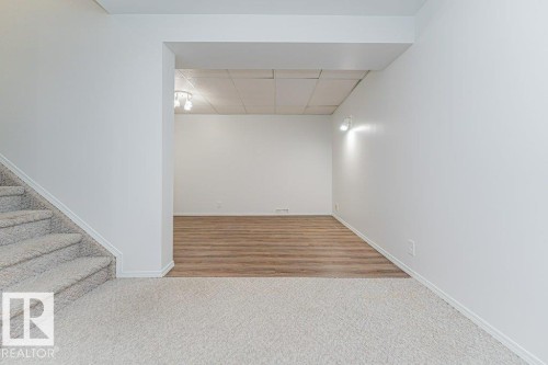 14678 54 Street, Edmonton, AB - Indoor Photo Showing Other Room
