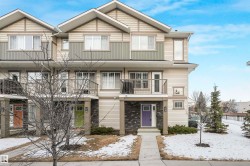 44 12815 CUMBERLAND Road  Edmonton, AB T6V 0M2