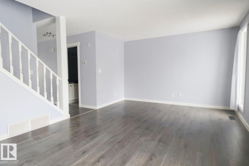 2 10205 158 Avenue, Edmonton, AB - Indoor Photo Showing Other Room