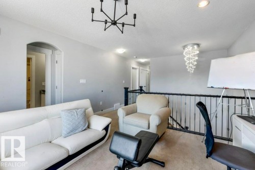 4452 6 Street, Edmonton, AB - Indoor