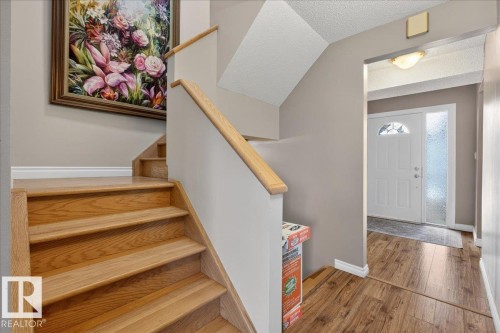 Entrance foyer - 3240 130A Avenue, Edmonton, AB - Indoor Photo Showing Other Room