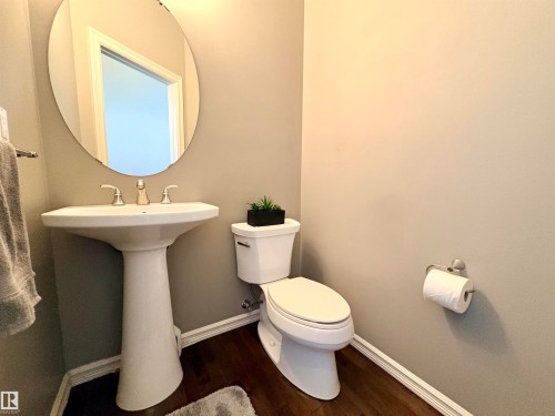 21340 51 Avenue, Edmonton, AB - Indoor Photo Showing Bathroom