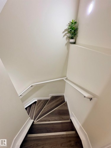 21340 51 Avenue, Edmonton, AB - Indoor Photo Showing Other Room