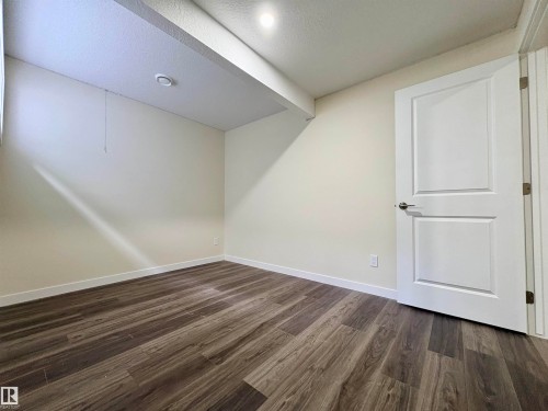 21340 51 Avenue, Edmonton, AB - Indoor Photo Showing Other Room