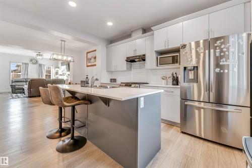 1217 Watt Drive, Edmonton, AB - Indoor Photo Showing Kitchen With Double Sink With Upgraded Kitchen