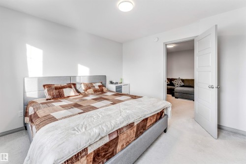 1217 Watt Drive, Edmonton, AB - Indoor Photo Showing Bedroom