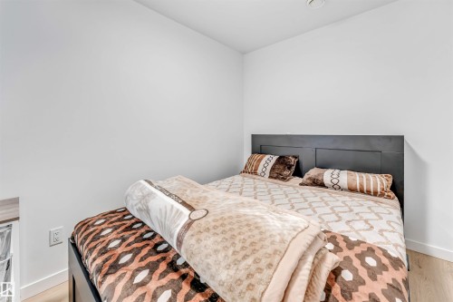 1217 Watt Drive, Edmonton, AB - Indoor Photo Showing Bedroom