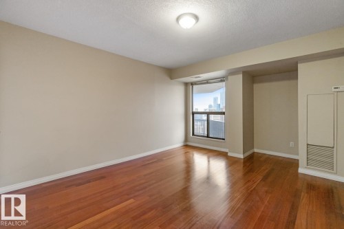 1503-11503 100 Avenue, Edmonton, AB - Indoor Photo Showing Other Room