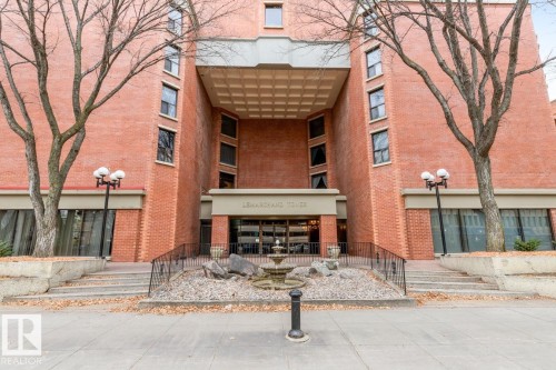 1503-11503 100 Avenue, Edmonton, AB - Outdoor