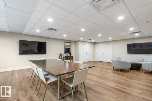 1503-11503 100 Avenue, Edmonton, AB - Indoor