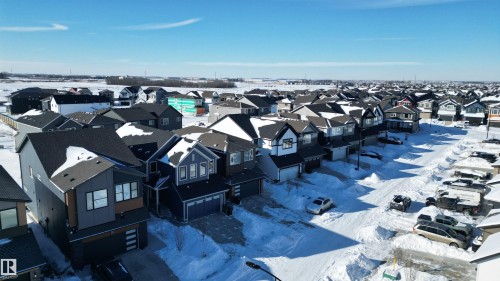 2120 Muckleplum Crescent, Edmonton, AB - Outdoor