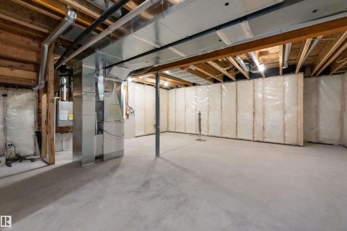 2120 Muckleplum Crescent, Edmonton, AB - Indoor Photo Showing Basement
