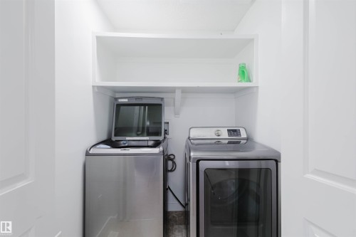 1747 27 Street Nw, Edmonton, AB - Indoor Photo Showing Laundry Room