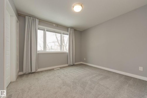 2 12014 92 Street, Edmonton, AB - Indoor Photo Showing Other Room