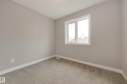 2 12014 92 Street, Edmonton, AB - Indoor Photo Showing Other Room