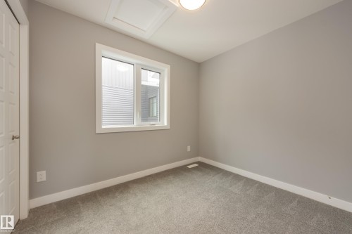 2 12014 92 Street, Edmonton, AB - Indoor Photo Showing Other Room