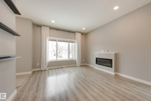 2 12014 92 Street, Edmonton, AB - Indoor With Fireplace