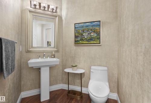 3407 Watson Place, Edmonton, AB - Indoor Photo Showing Bathroom