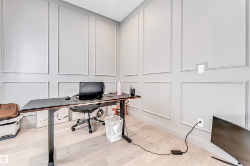 6464 Elston Loop, Edmonton, AB - Indoor Photo Showing Office