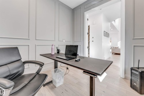 6464 Elston Loop, Edmonton, AB - Indoor Photo Showing Office