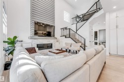 6464 ELSTON Loop  Edmonton, AB T6M 0V9