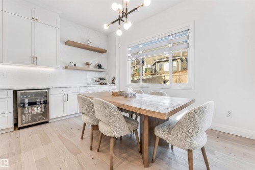 6464 Elston Loop, Edmonton, AB - Indoor Photo Showing Dining Room