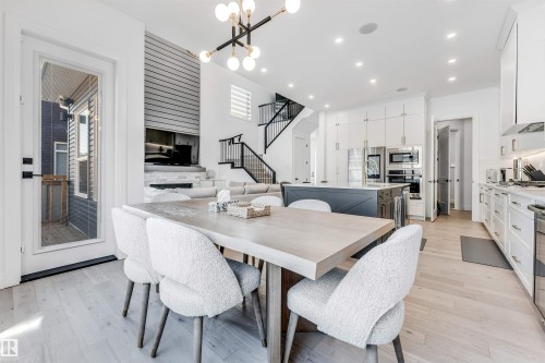 6464 Elston Loop, Edmonton, AB - Indoor Photo Showing Dining Room