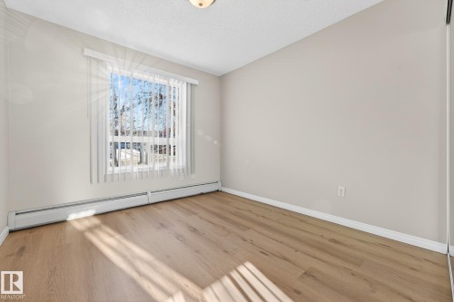 7126 7327 South Terwillegar Drive, Edmonton, AB - Indoor Photo Showing Other Room