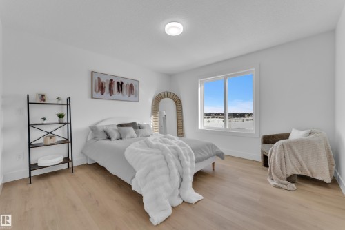 235 Linden Loop, Leduc, AB - Indoor Photo Showing Bedroom