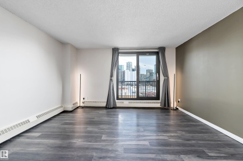 901 10145 109 Street, Edmonton, AB - Indoor Photo Showing Other Room