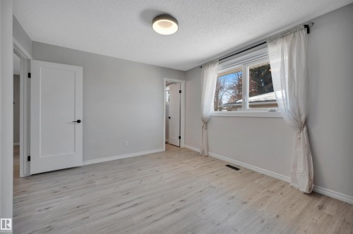 5 Larose Drive, St. Albert, AB - Indoor Photo Showing Other Room