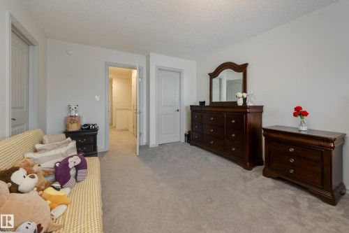 1717 Dumont Crescent, Edmonton, AB - Indoor