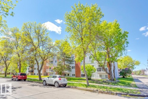 402 10330 113 Street, Edmonton, AB - Outdoor